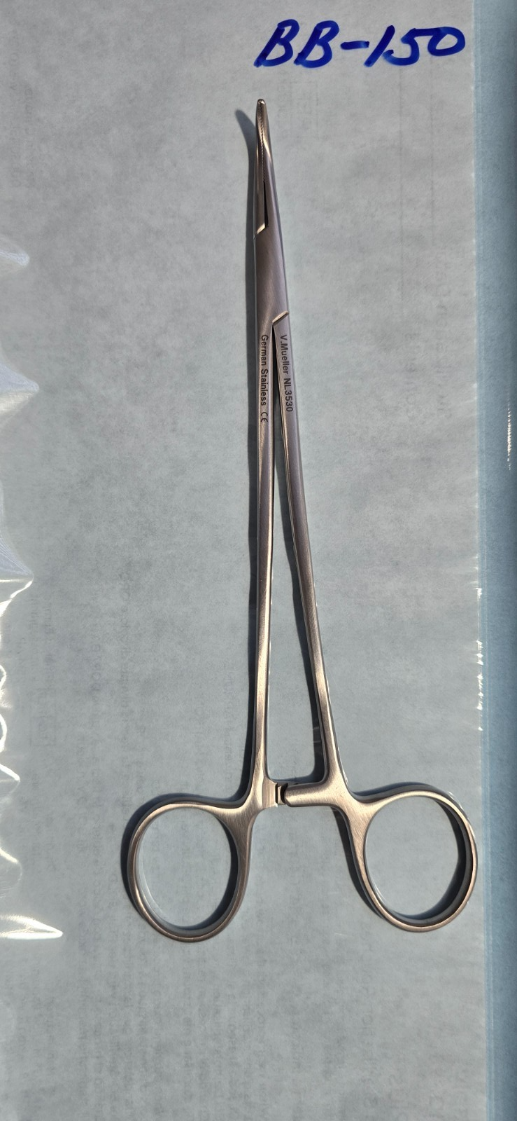 V. Mueller Surgical Adson Hemostatic Forceps 7 1/4" Curved REF: NL 3530