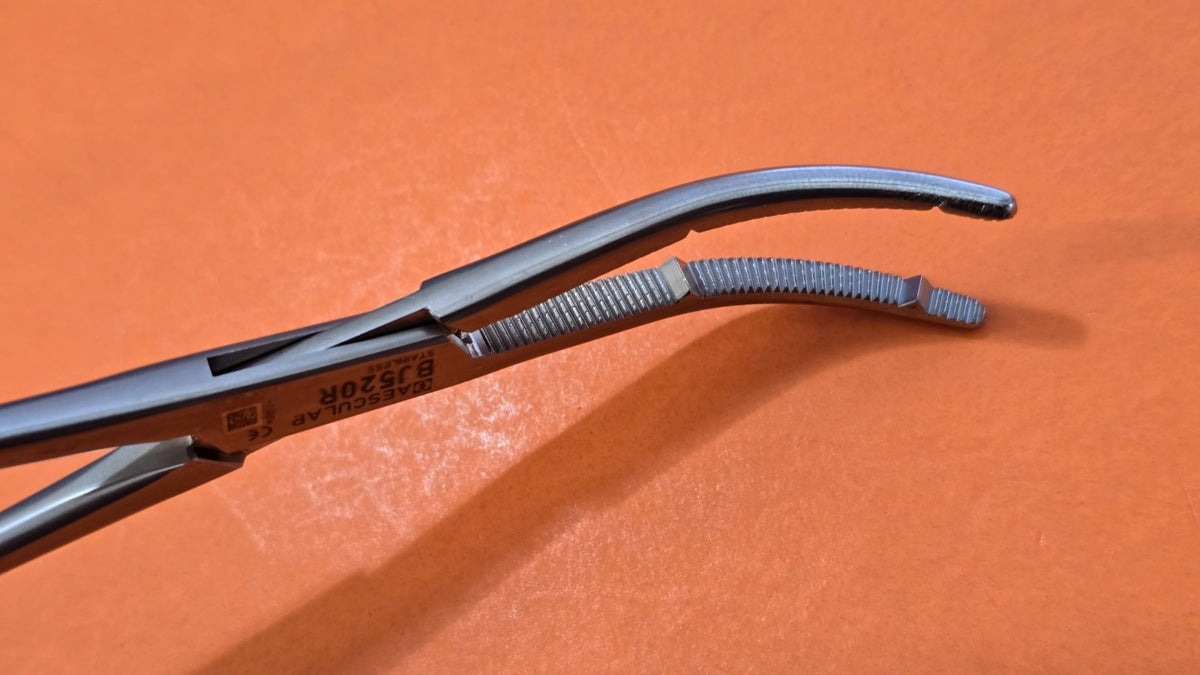 Aesculap Surgical Heaney Forceps 8 " Curved Double tooth REF: BJ520R