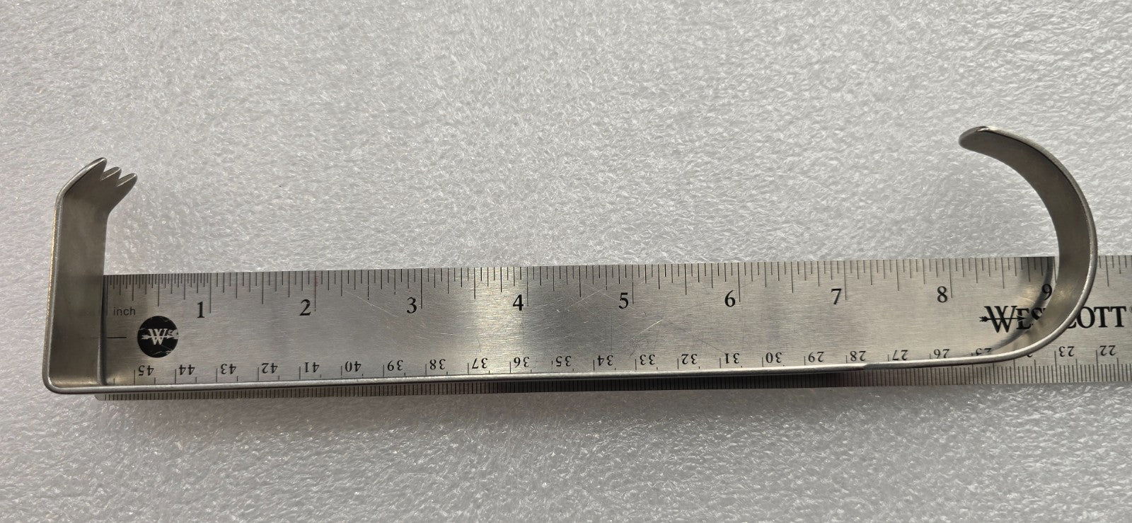 V.Mueller NL5101 Hibbs Retractor  9 1/8" x 3/4" x 2" Size Orthopedic Instruments