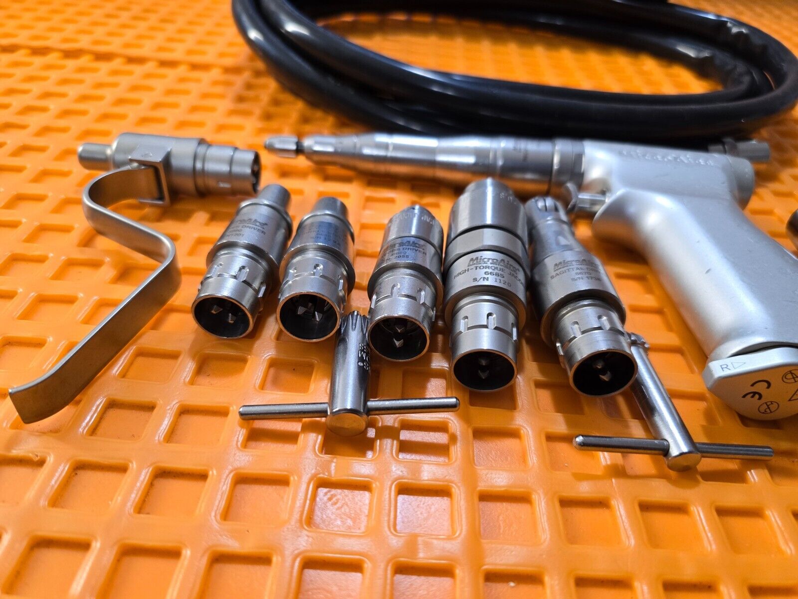MicroAire Instruments Orthopedic Smart Driver with Hose & Attachments