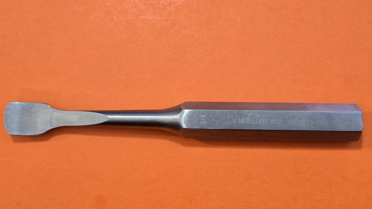 V.Mueller Surgical Key Periosteal Elevator 3/4" Tip Ref:1079-006