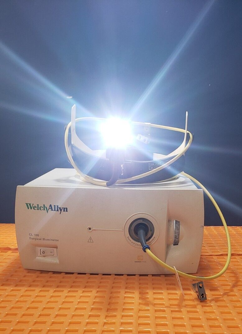 Karl Storz 310075 LED Head Light with Light Source.