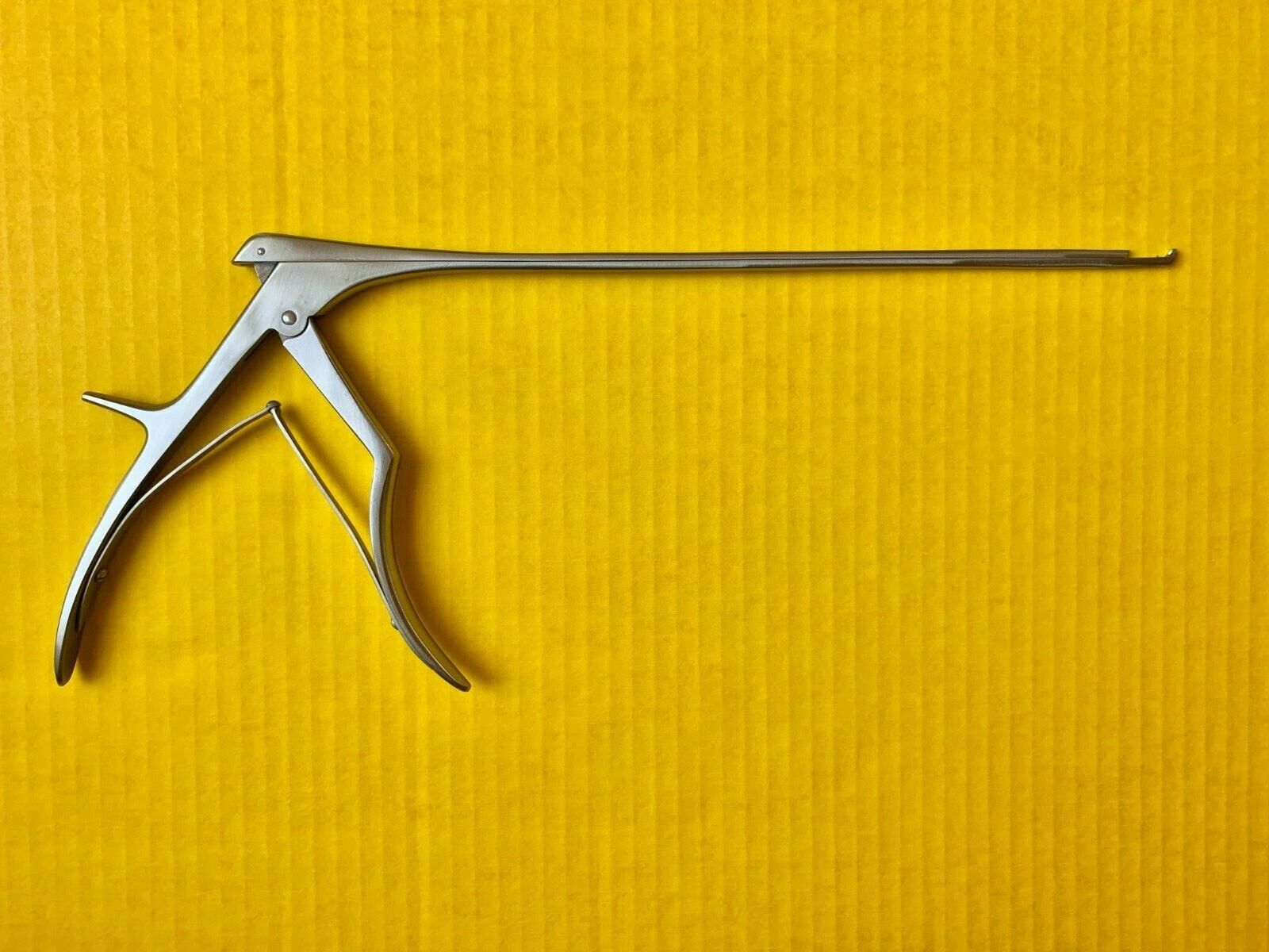 Buxton 84-2932 Kerrison Rongeurs 40 Deg 3mm Up Bite 12" Shaft Neuro Spine