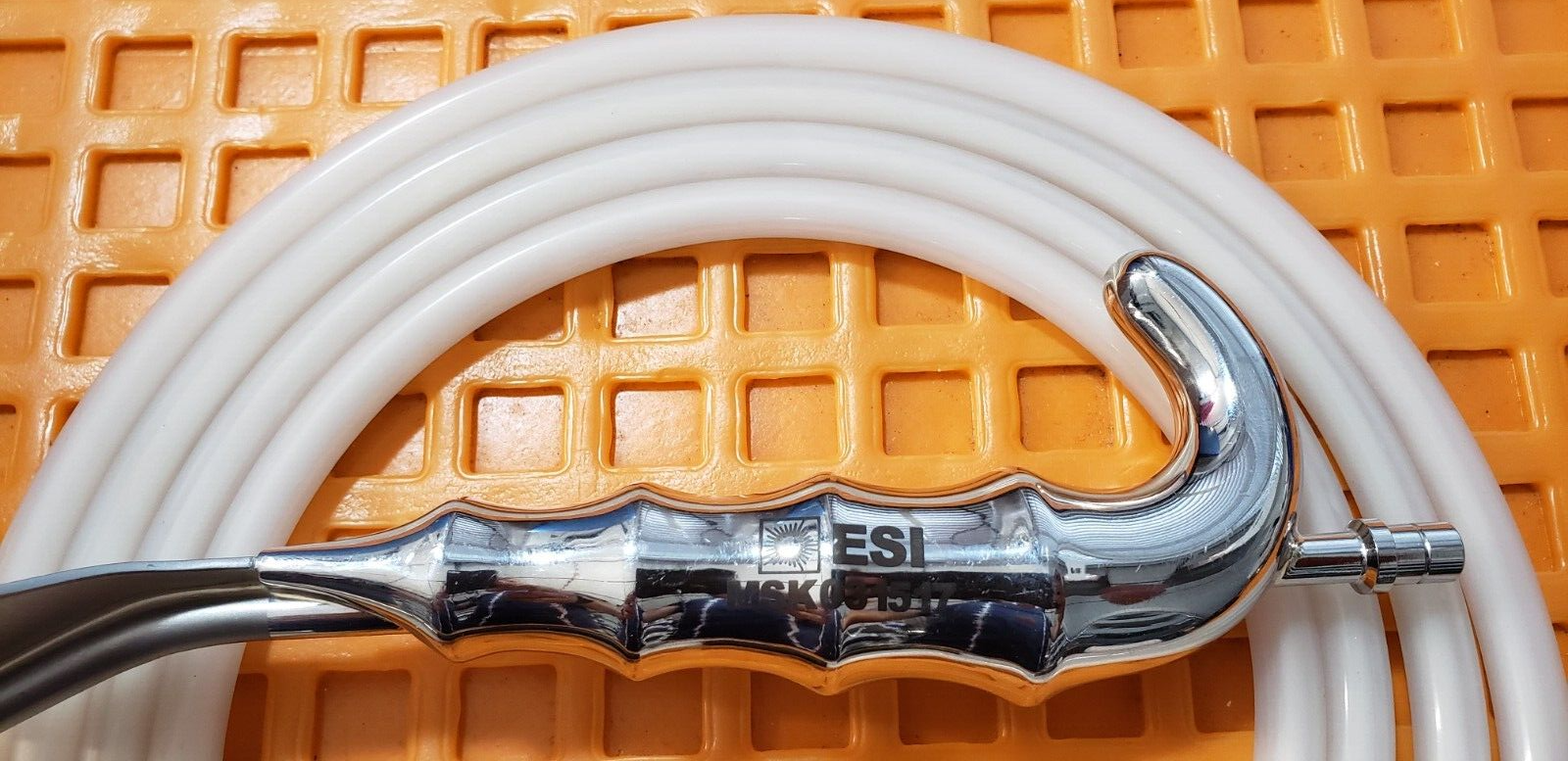 Codman/ ESI Surgical Fiber Optic Breast Retractor with Fiber Optic Cable