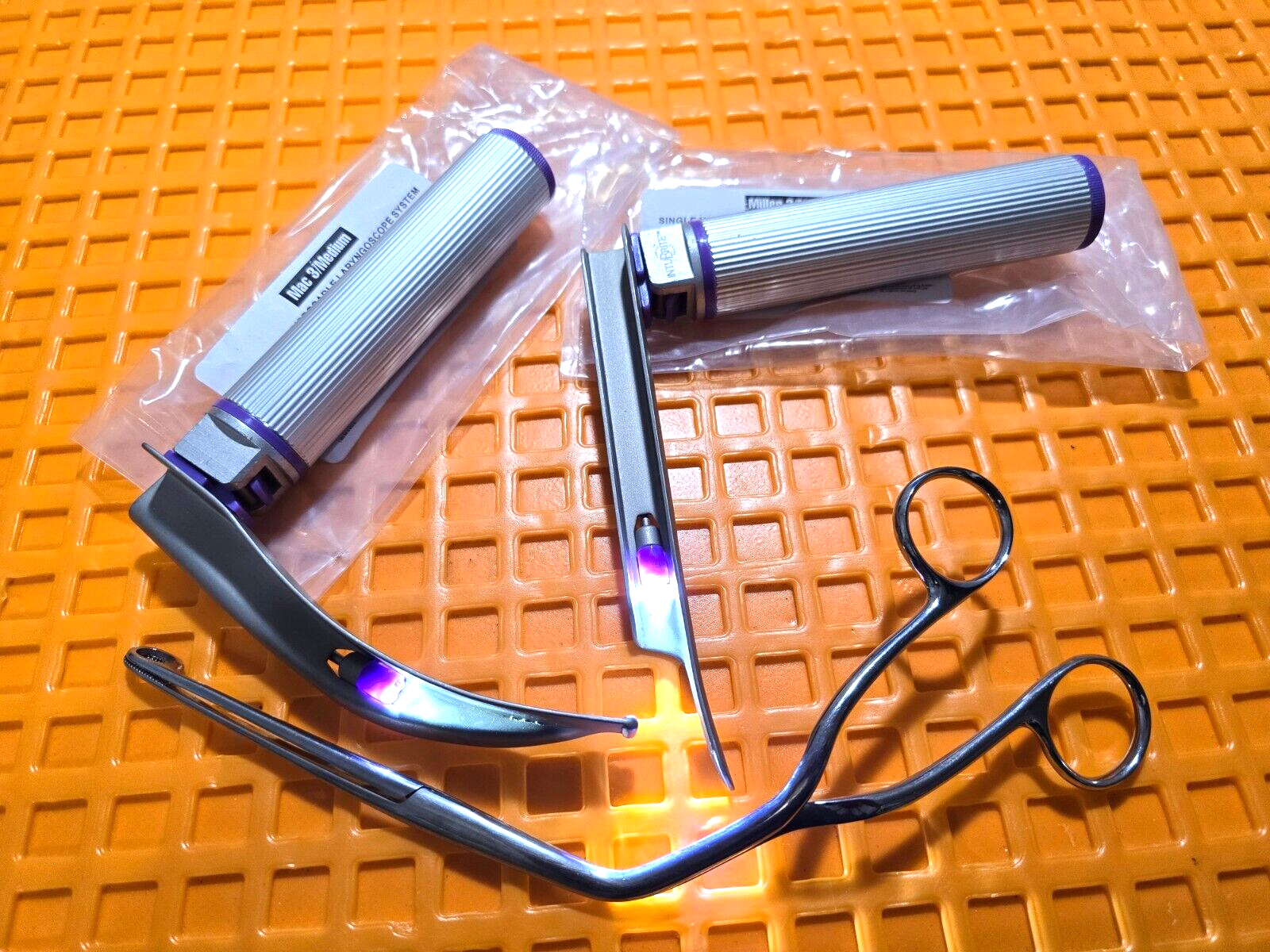 INTUBRITE Laryngoscope Miller+Mac Blade #3 With Medium Handle &- Magill Adult