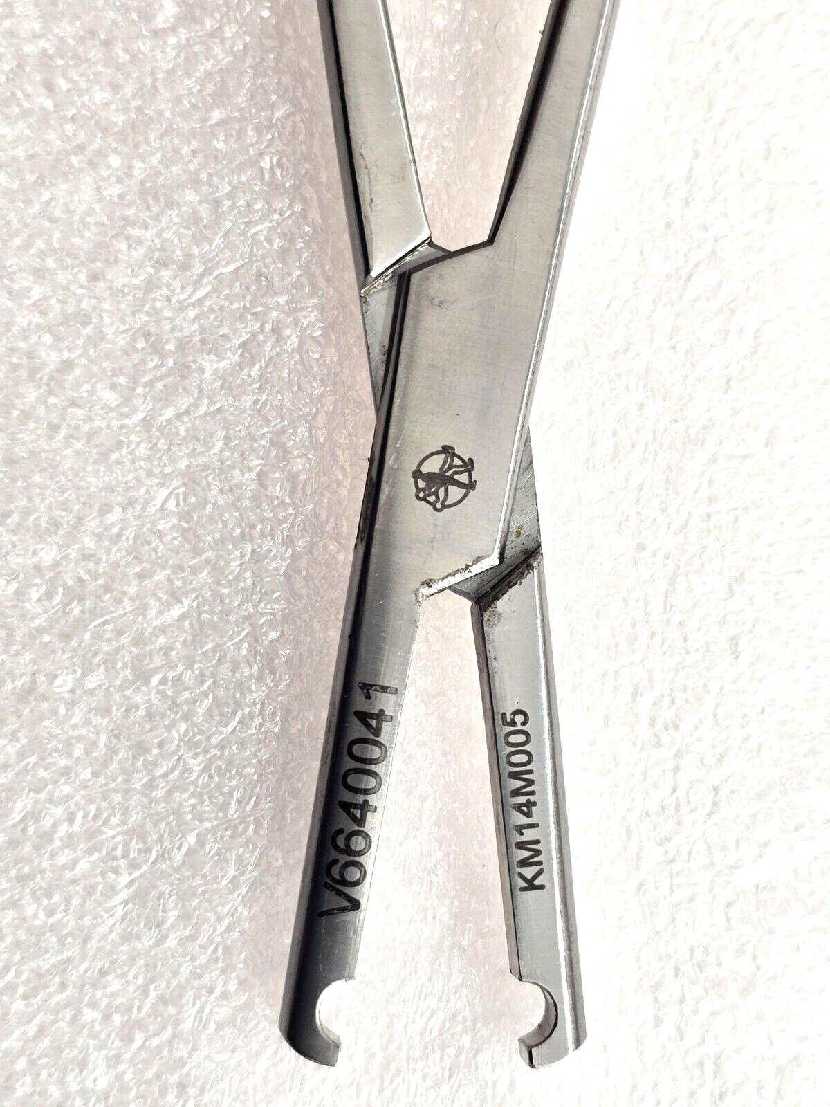 Medtronic Sofamor Danek Spine Orthopedic Holding Forceps 8" Angled Shanks