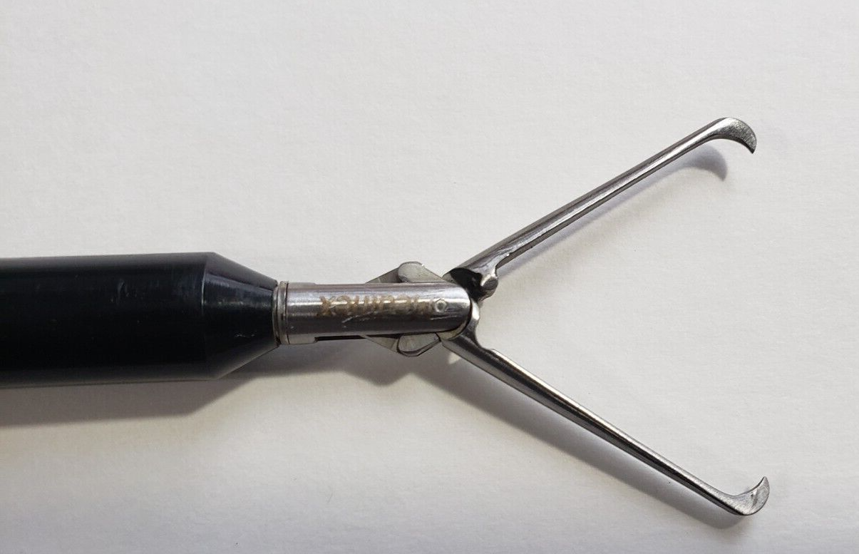 Mediflex Surgical Laparoscopic Monopolar Tenaculum Forceps 10mmx38cm Autoclave