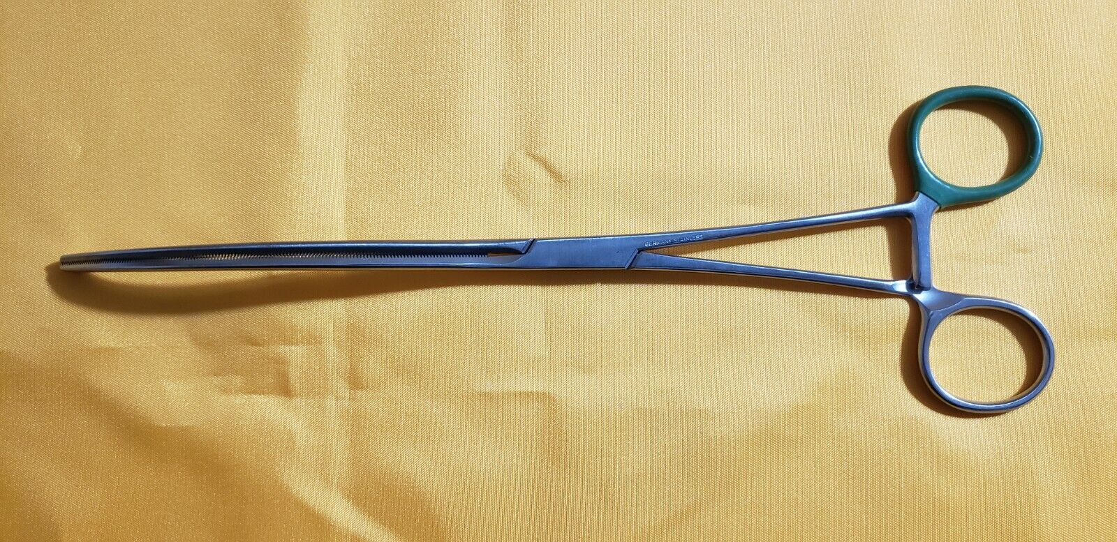 V. Mueller SU-6135 Surgical Glassman Intestinal Forceps 10" Curved