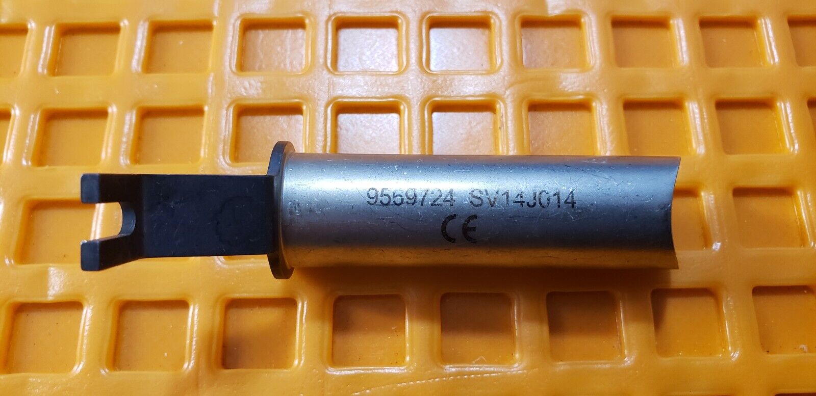 Medtronic Orthopedic TUBULAR Retractor Blade #7
