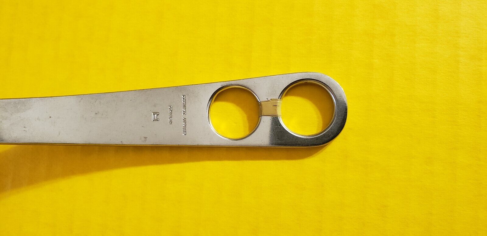 RICHARDS Surgical Orthopedic Hohmann Retractor 70mm wide