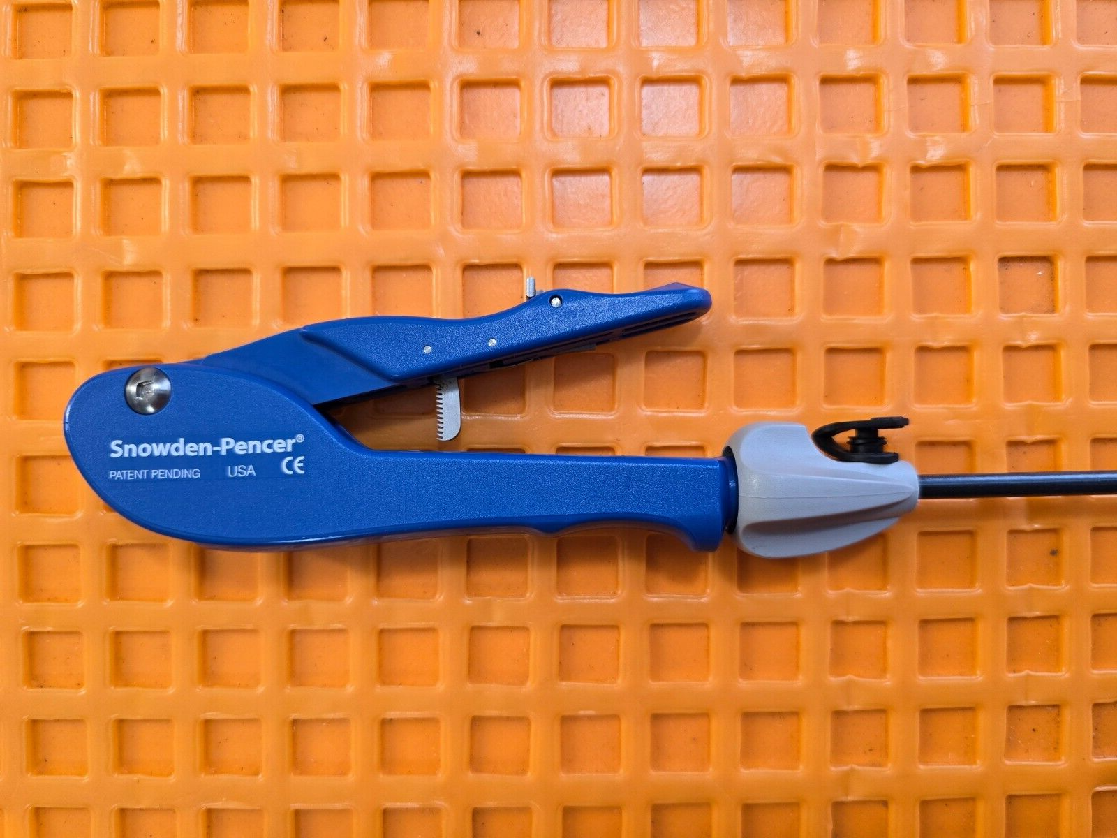 Snowden-Pencer 90-7866 Crocodile Grasping Forceps 5mmx36cm with Lock