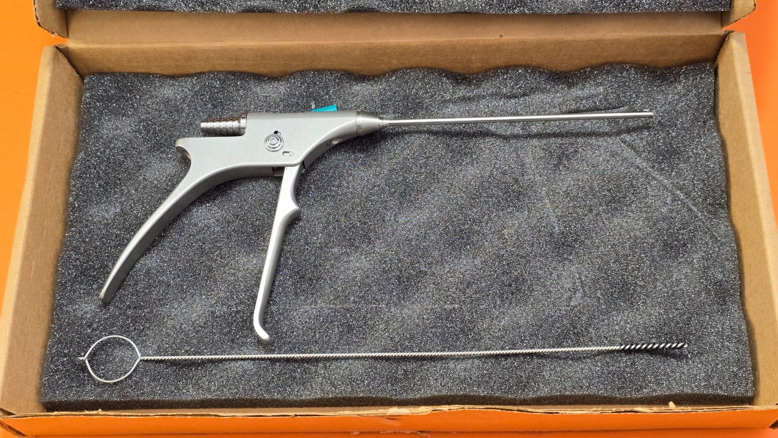 Linvatec 51.1001 Shutt Arthroscopic Suction Punch 3.5mm with Lock
