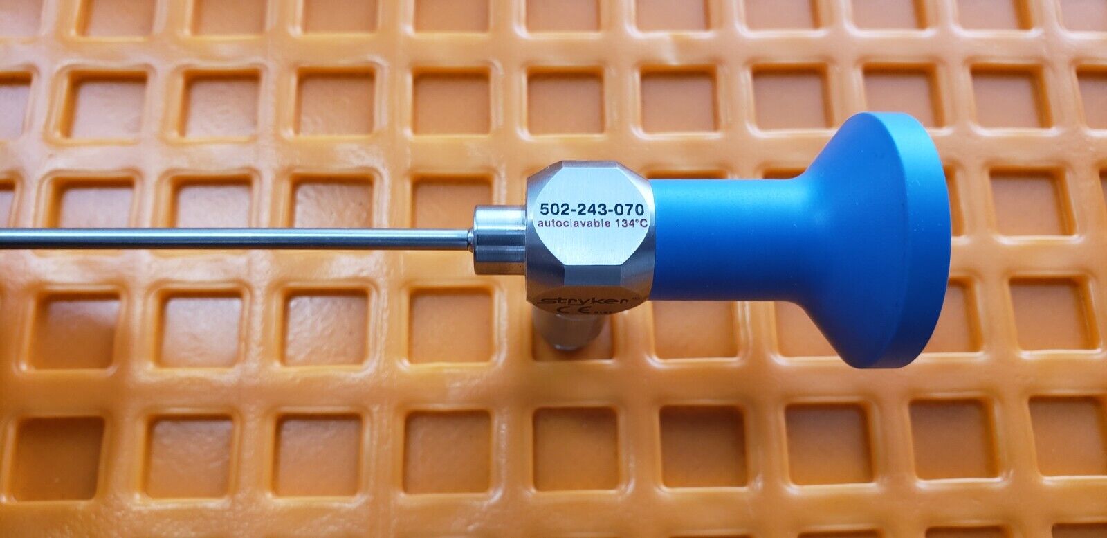 Stryker 502-243-070 Small Joint Arthroscope 2.7mm x 70° W-Tray Autoclave