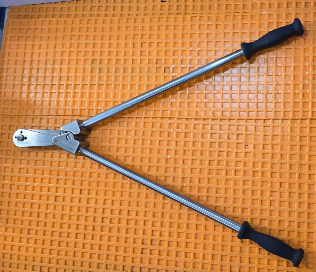 Medtronic Type Sofamor Danek Surgical Orthopedic Rod Cutter 27" Fix Handle