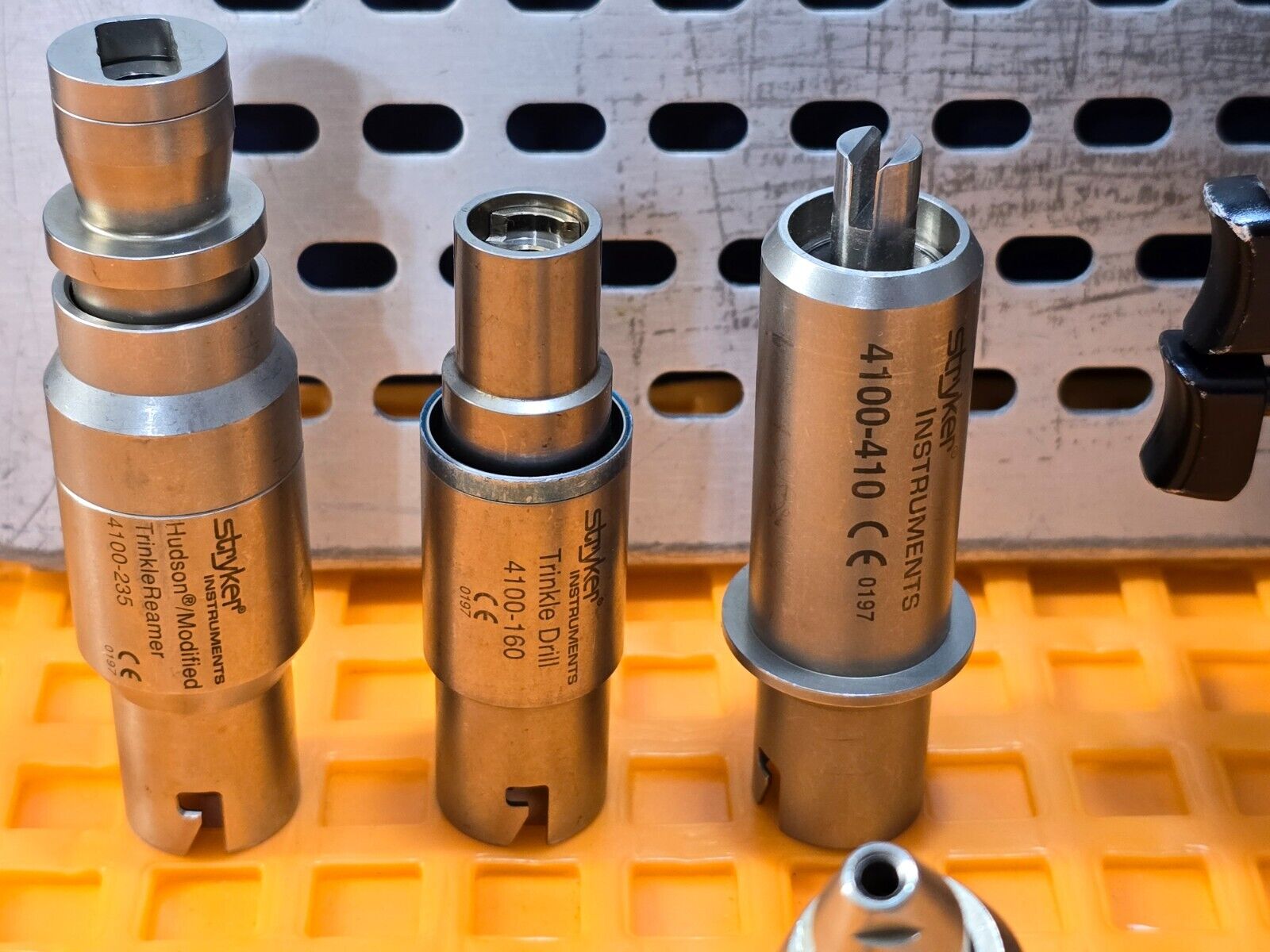 Stryker4100 Cordless Driver Set with 4212 Battery & Sterilization Box