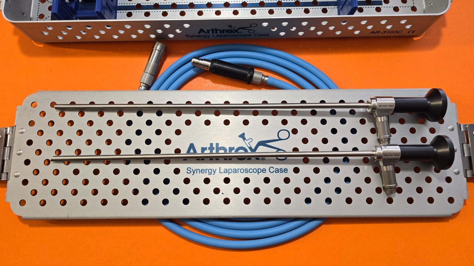 Arthrex 4K 3351-5530 Laparoscope 5.5mm x 30* x 30cm Set & Dyonics Fiber Cable