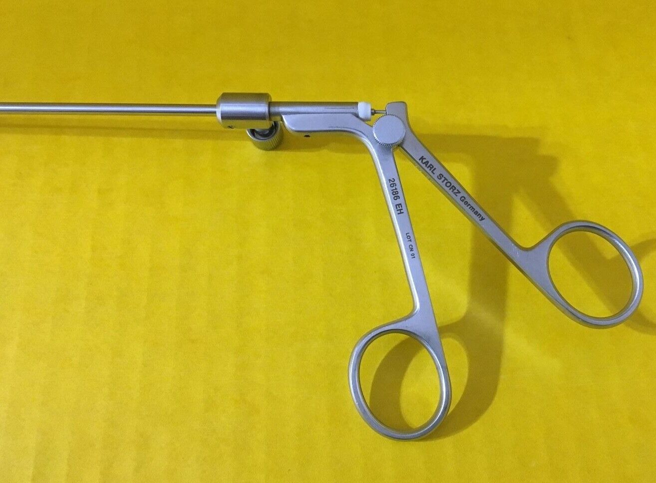 Storz Surgical Micro Hook Scissor, 3.3mm x 30cm REF: 26186 EH