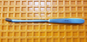 Jarit 200-126 Surgical Langenbeck Retractor 8.5" small  Blade 10mm