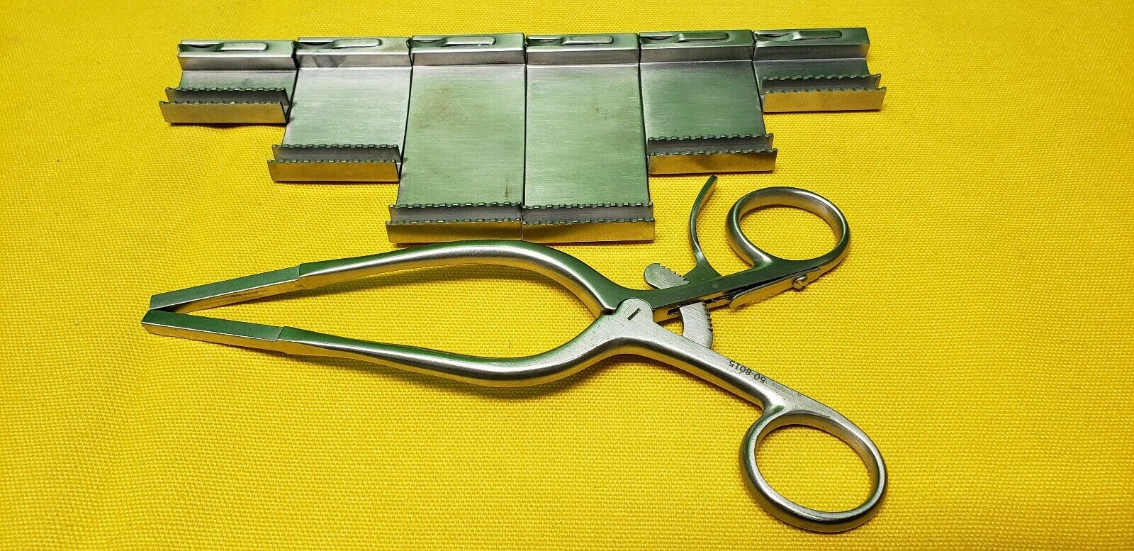 Codman 50-8015 Cardiovascular Garrett Peripheral Vascular Retractor w- Blades