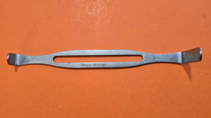 V.Mueller SU3660 US Army Retractor Double Ended Orthopedic Instruments