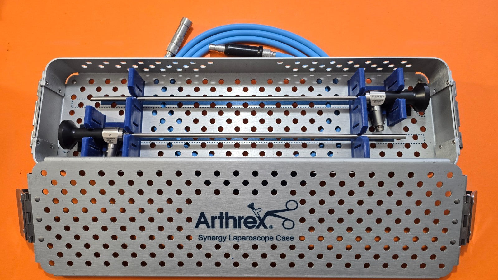 Arthrex 4K 3351-5530 Laparoscope 5.5mm x 30* x 30cm Set & Dyonics Fiber Cable