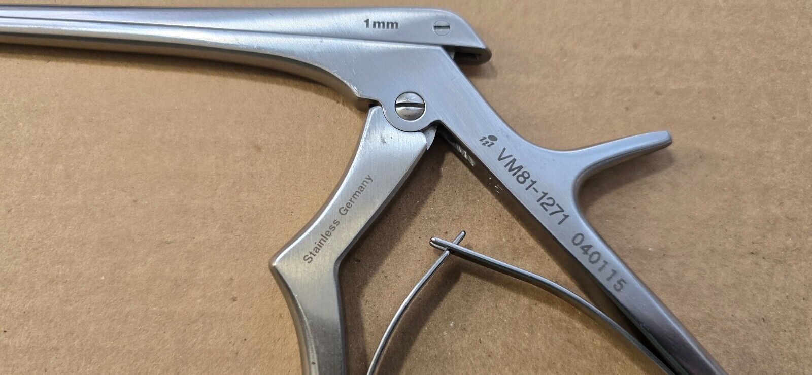 V.Mueller VM81-1271 Orthopedic Kerrison Rongeurs 1mm Up 7" Shaft 40 degree
