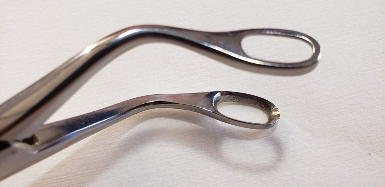 V. Mueller RH4640 Surgical Adenoid Forceps 7 3/8" with out Ratchet.