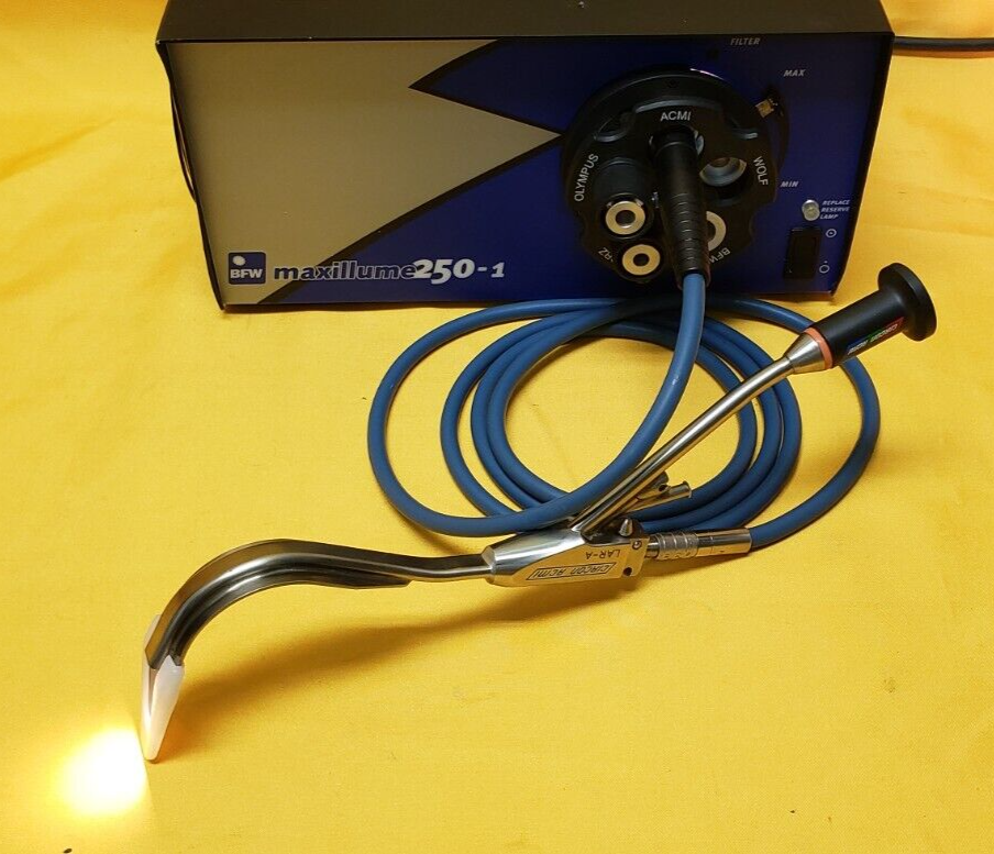 Circon Acmi  Surgical Bullard Laryngoscope Adult LAR-A ,Light Source Fiber Cable