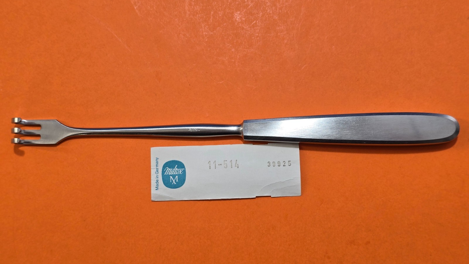 Miltex 11-514 Surgical Volkman Retractor 3 Prongs Blunt 8.5"