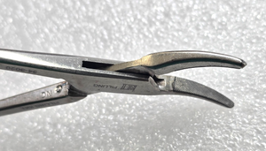 Pilling 34-3020 Surgical Needle Holder  8" Carbide Jaws Curved