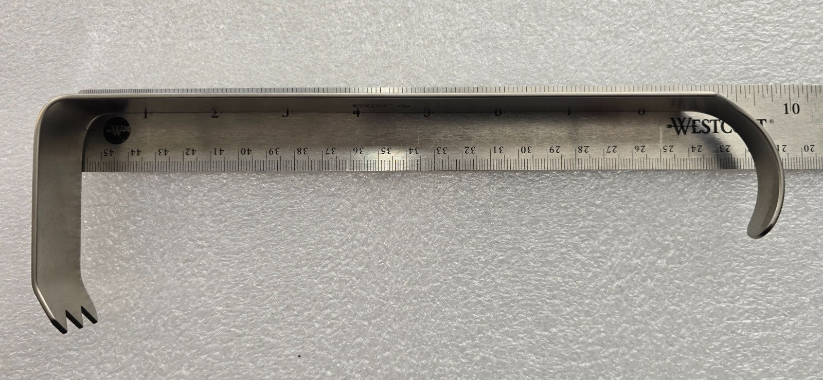 Aesculap BT503R Hibbs Retractor  9 1/8" x 1" x 3" Size Orthopedic Instruments