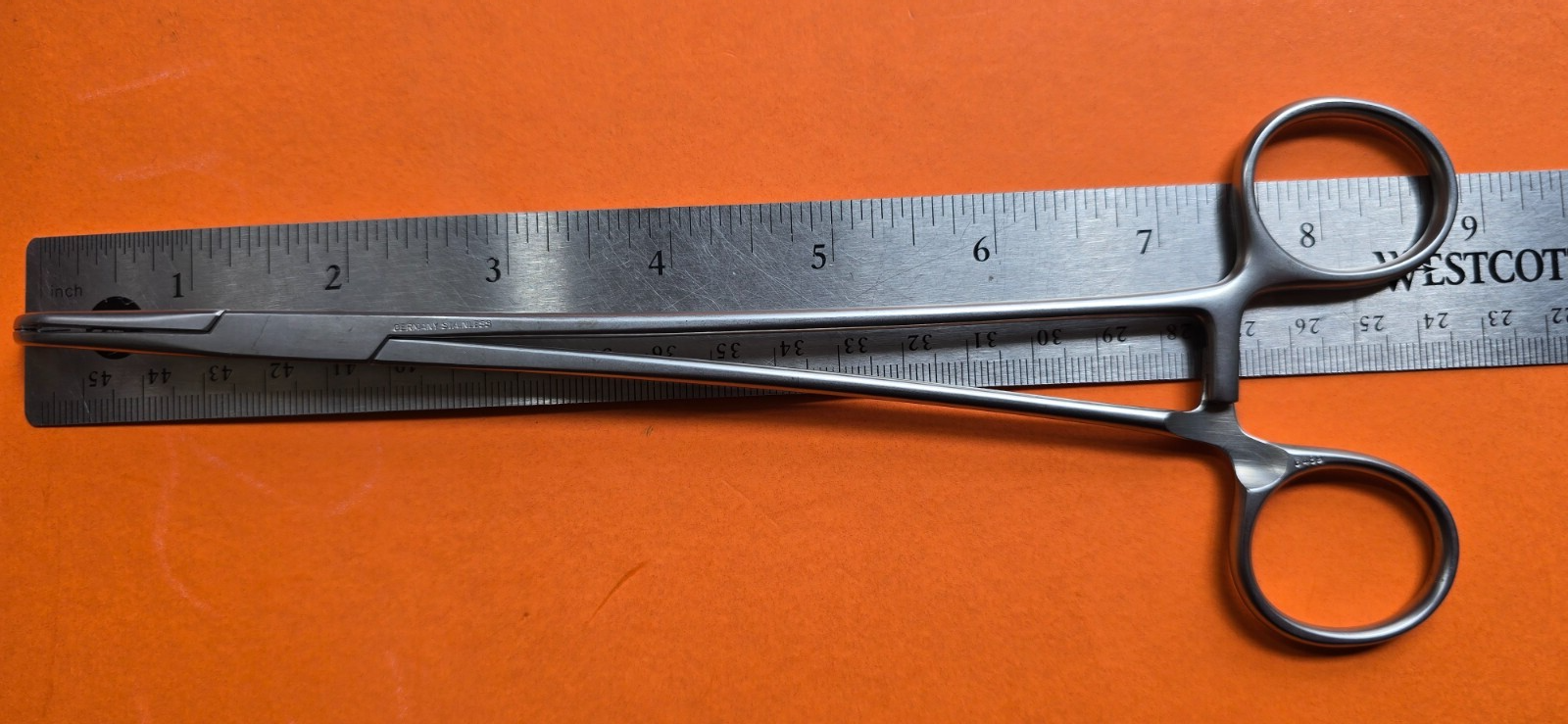 V. Mueller Surgical Taufic Forceps 9 " Angled Serrated Jaws REF: SU 10574