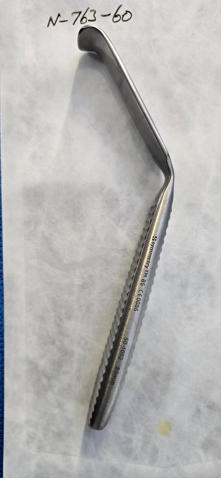 Symmetry Surgical Cloward Blade Retractor 20mm Wide Blade, 70mm Handle,
