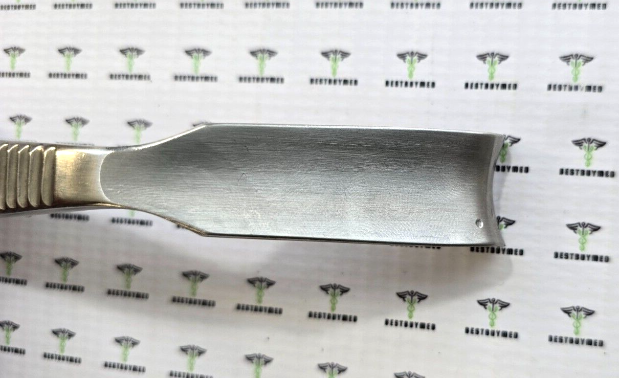 Codman 50-1053 Surgical Blade Retractor 23mm.
