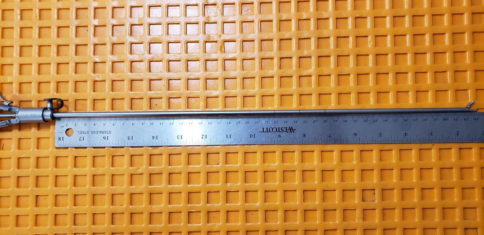 Karl Storz PV26178MC-1 Laparoscopic Macro Needle Holder 5mmx43cm with Lock