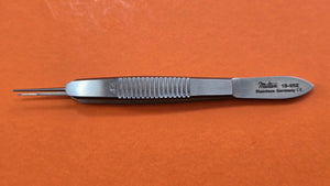 Miltex 18-952 Surgical Castroviejo Fixation Forceps 1x2 teeth straight