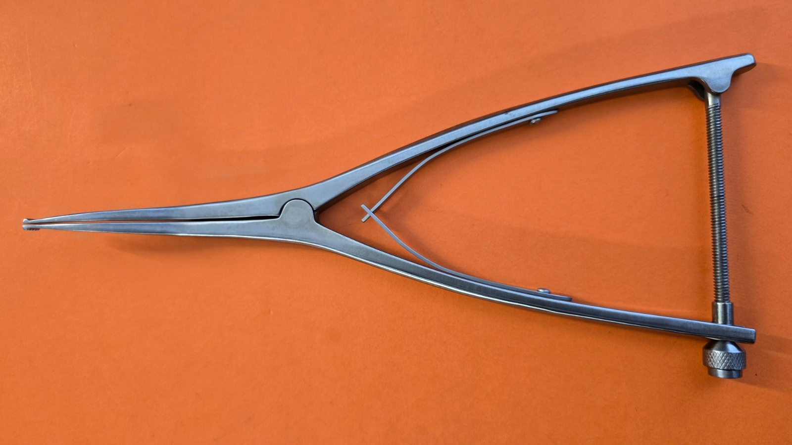 Zimmer Orthopedic Vertebral Curved Offset Spreader 11.5"