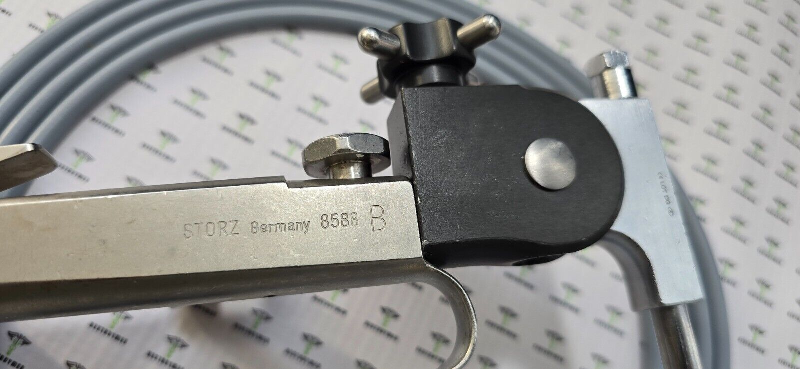 Karl Storz 8588 B Operating Laryngoscope with Laryngoscope Holder & 495ND Cable