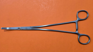 Codman 37-1523 Surgical  Masterson Hysterectomy Clamp Curved 10.5"