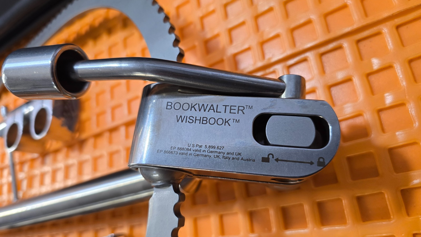 Codman Bookwalter Wish Book Retractor Set Arm with Post Holder Clamp & Tray