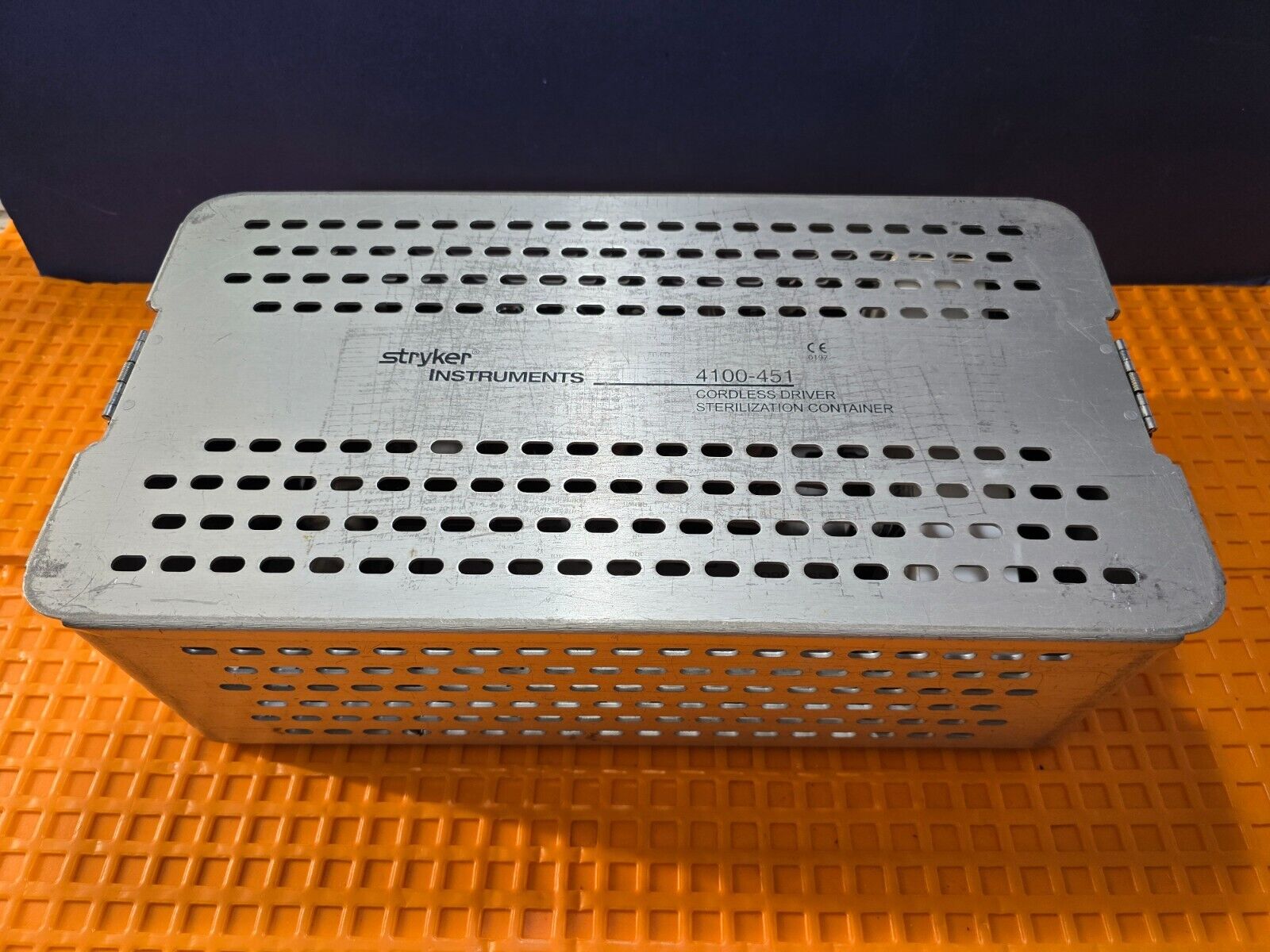 Stryker4100 Cordless Driver Set with 4212 Battery & Sterilization Box