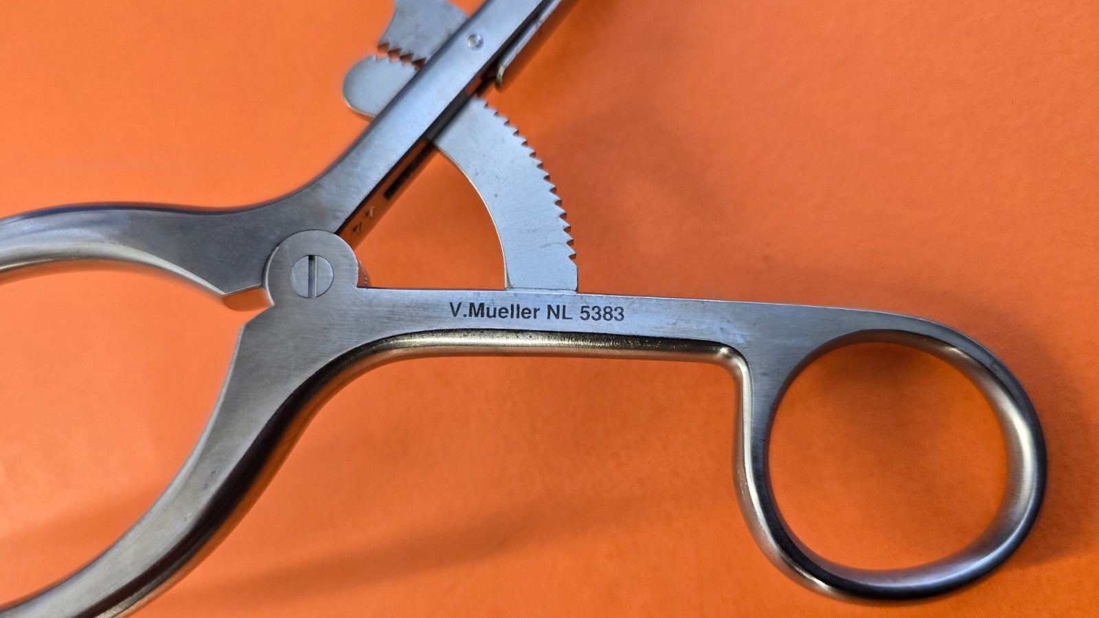 V.Mueller NL5383 Surgical Markham-Meyerding Retractor 8" with Ratchet
