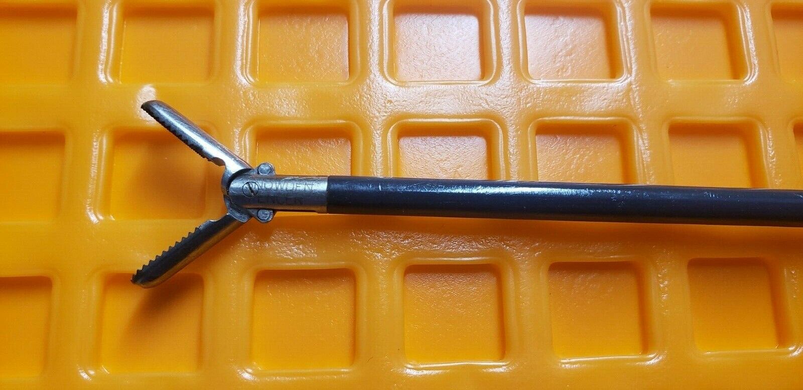 Snowden Pencer 90-6219 Laparoscopic Bullet Nose Forceps 5mmx45cm Diamond Jaw Tip