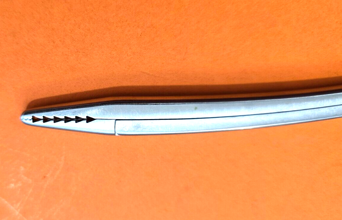 BOSS Surgical Tube Passing Forceps with Ratchet 9 3/4"