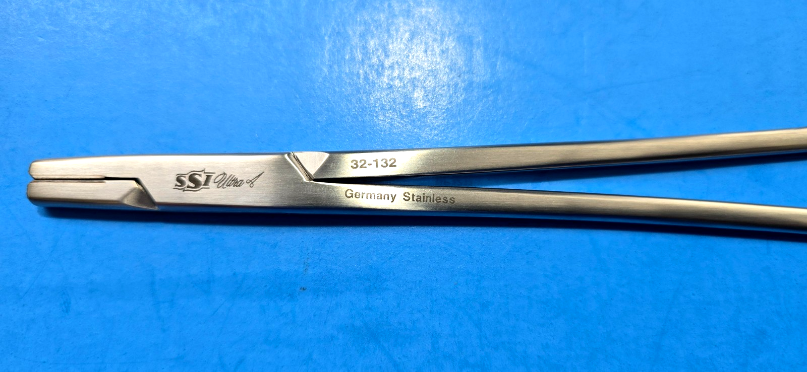 SSI Surgical Ultra Wire Twister 8" TC Jaws REF: 32-132 (Germany)