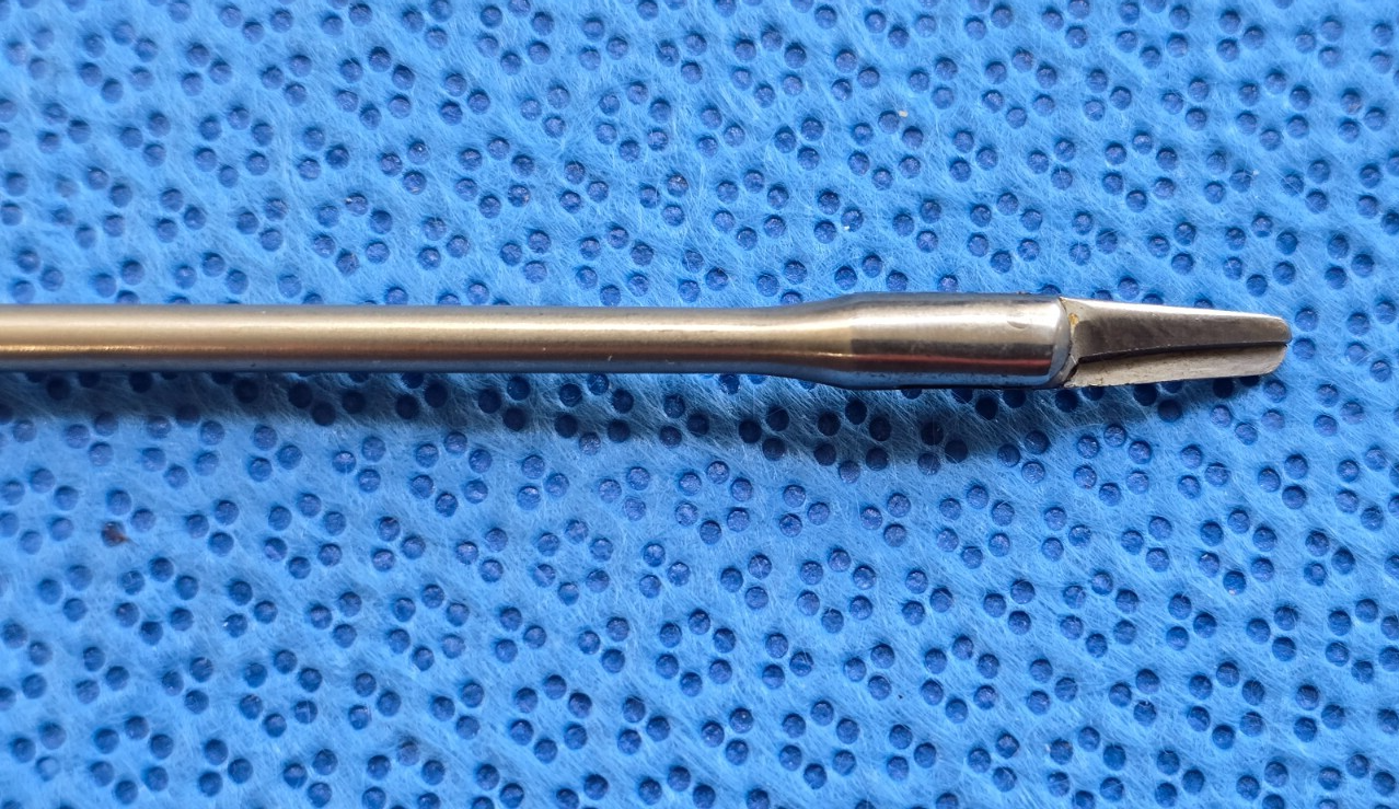 OLYMPUS A 7864 Surgical Arthroscopy Scissors 6.5" Left Curved
