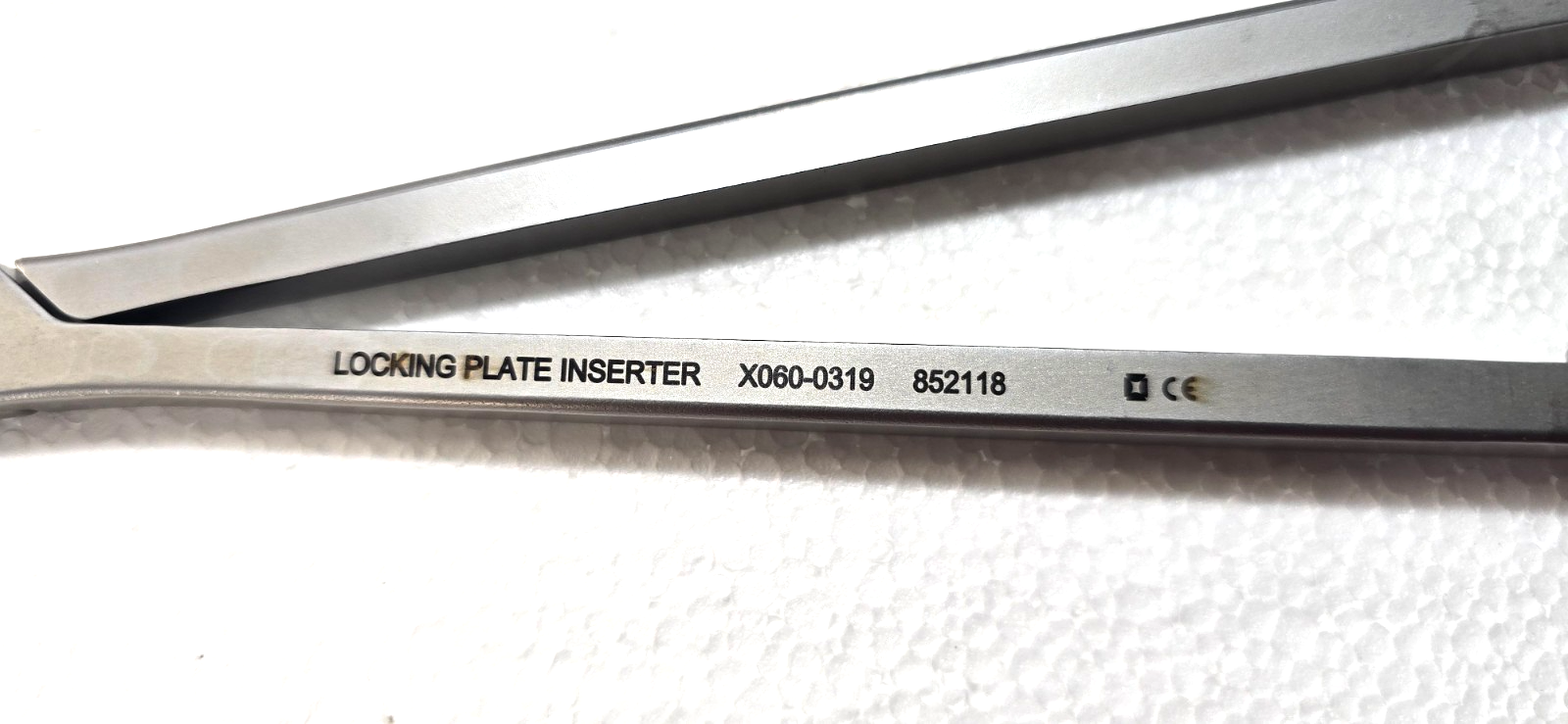 Medtronic Surgical  Orthopedic Locking Plate Inserter Plier with Ratchet