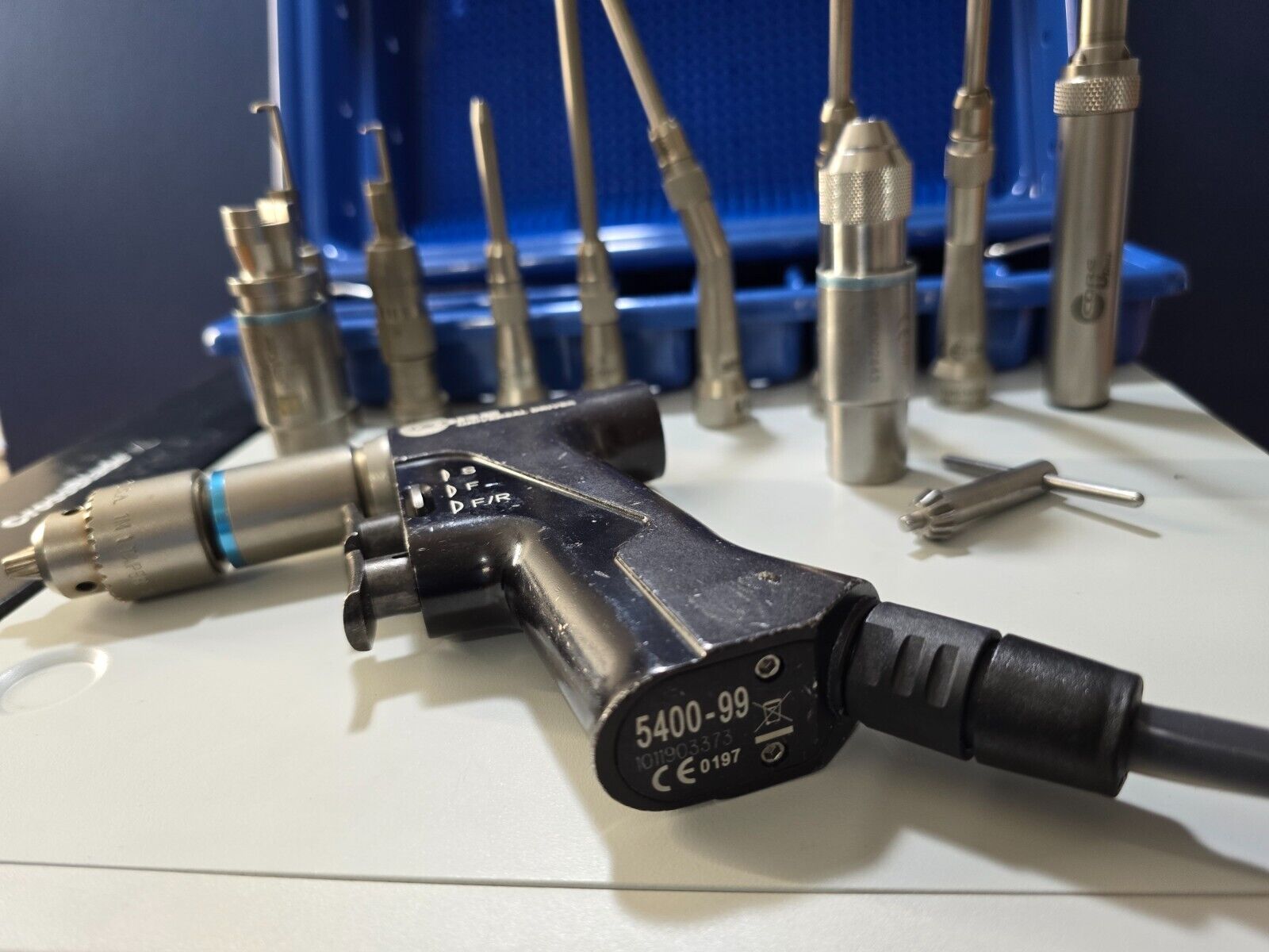 Stryker Formula Core Handpiece, CORE Powered Driver with Attachments & Tray
