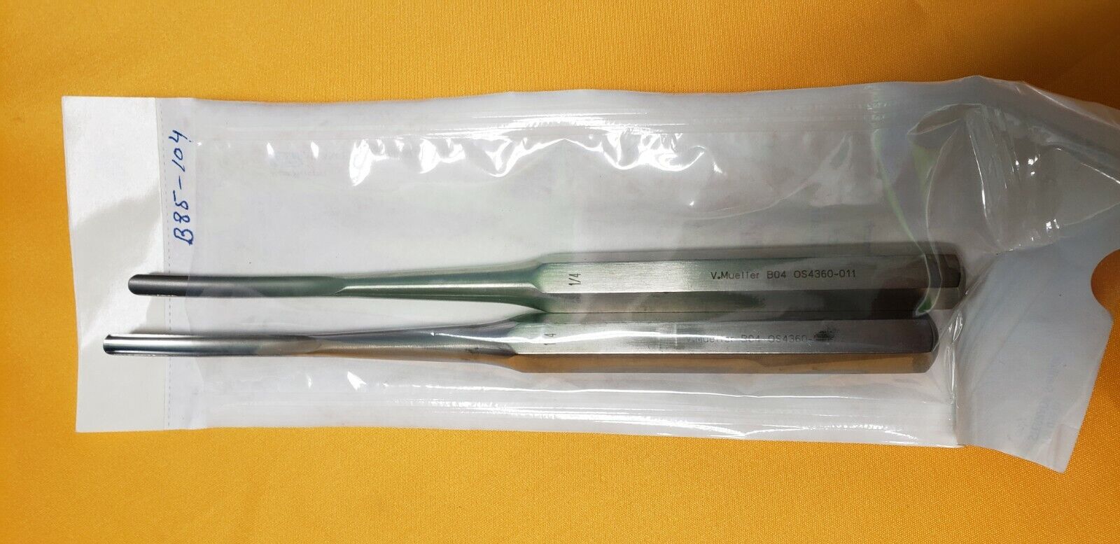 V. Mueller OS4360 Surgical Orthopedic Hibbs Gouges 9.5" Curved 6mm Blade