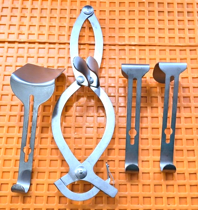 V.Mueller SU3055 Surgical O Sullivan O Connor Abdominal Retractor W-3 Blades